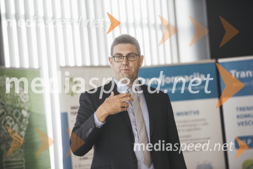  Miha Bavec, poslovni trener in coach, Transformacija d.o.oDelovna razmerja v podjetjih, predavanje