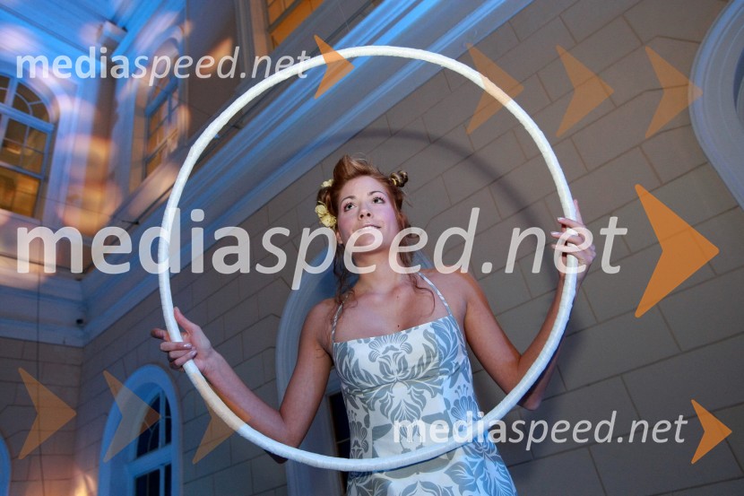 Tina Žgajner, hostesaPredstavitev nove slovenske blagovne znamke Luna