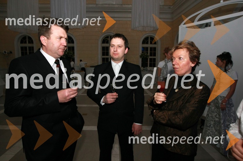 Daniel Šumej, podjetje Petrol, Aleš Kopše, podjetje Mercator d.d. in Majda Pfundner, podjetje Mercator d.d.Predstavitev nove slovenske blagovne znamke Luna