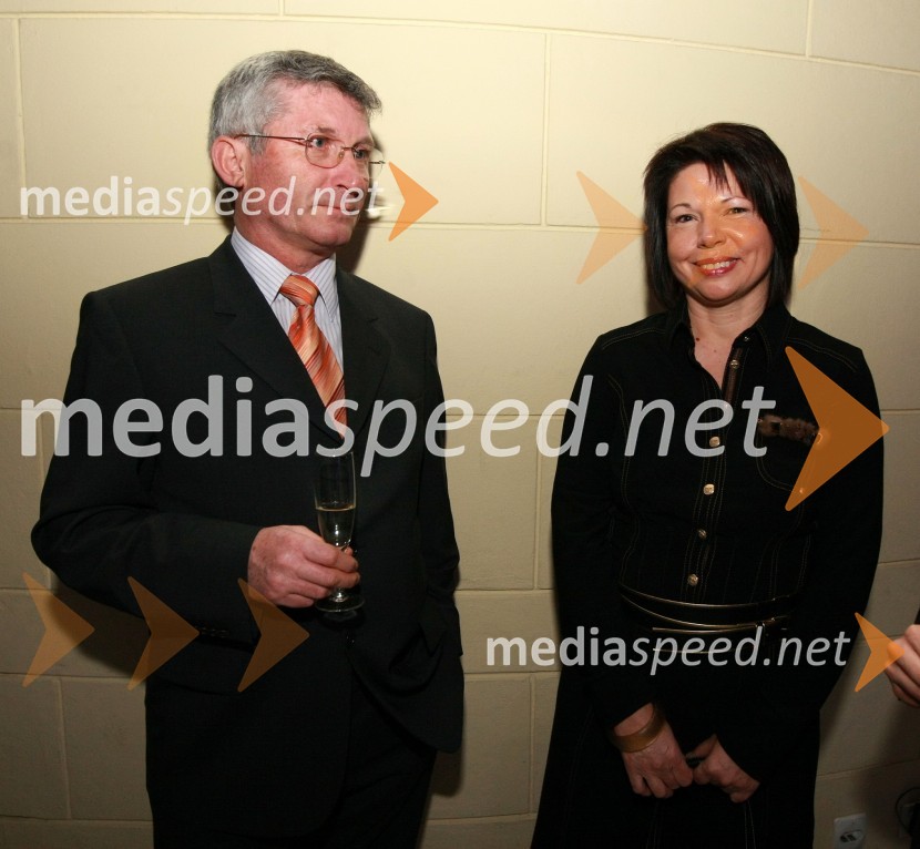 Ljubo Sanabor, podjetje Mitol d.d. in Jana Odogaso, podjetje Celanese Polisinteza d.o.o.Predstavitev nove slovenske blagovne znamke Luna