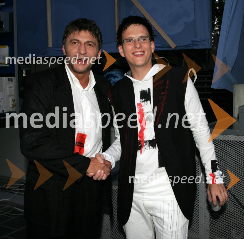 Poslanec SNS ter pevec Bogdan Barovič in pevec Peter JanušMelodije morja in sonca