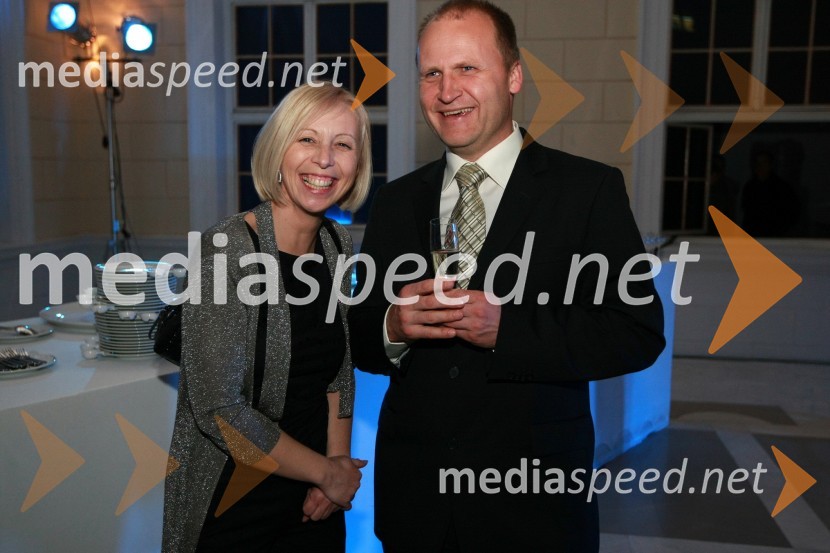 Lili in Robert Ščap, podjetje T.I.P transport LendavaPredstavitev nove slovenske blagovne znamke Luna