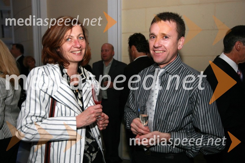 Sandi Rozman, podjetje Orka d.o.o. s soprogoPredstavitev nove slovenske blagovne znamke Luna