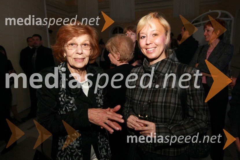 Silva Bauman, podjetje Orka d.o.o. in Tina Hočevar, NLB d.d.Predstavitev nove slovenske blagovne znamke Luna