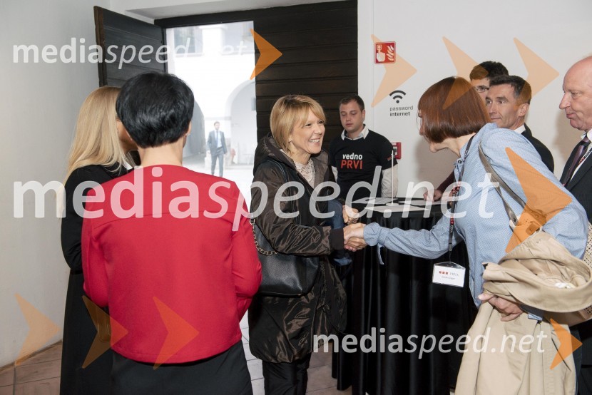 mag. Edita Kuhelj Krajnović, direktorica, MediadeAkademija PRVA: Posel smo ljudje