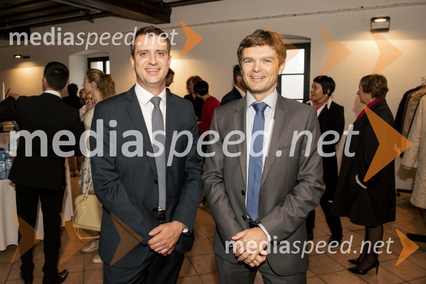  Janez Kranjc, izvršni direktor, Prva osebna zavarovalnica d.d.; mag. Boštjan Škufca Zaveršek, izvršni direktor Prve osebne zavarovalnice, d.d.Akademija PRVA: Posel smo ljudje