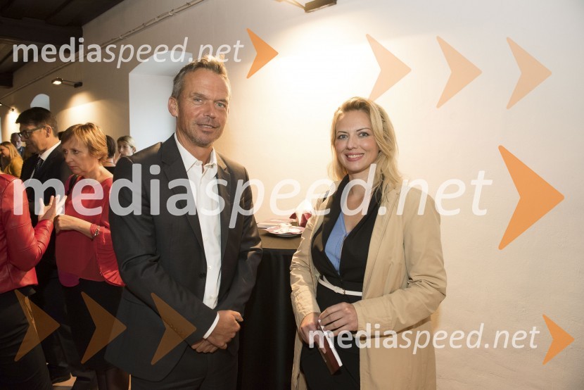 Akademija PRVA: Posel smo ljudje