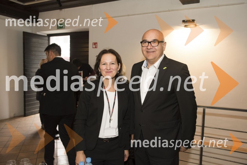 Akademija PRVA: Posel smo ljudje