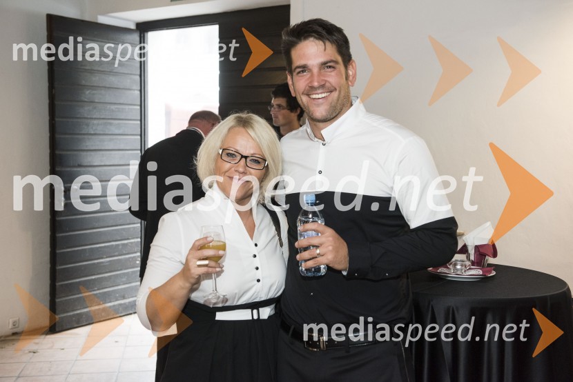 Akademija PRVA: Posel smo ljudje