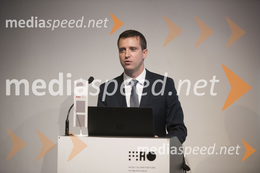  Janez Kranjc, izvršni direktor, Prva osebna zavarovalnica d.d.Akademija PRVA: Posel smo ljudje