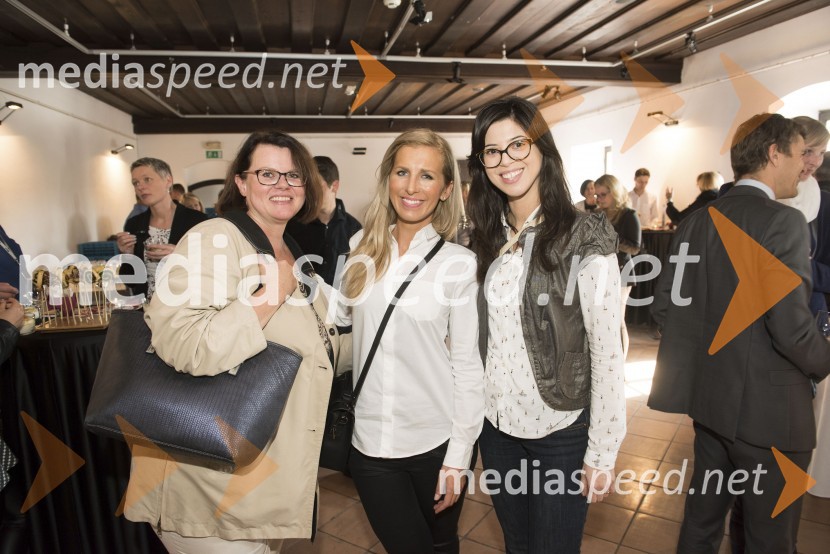  Melita Kuhar, Svetovalnica;  Katerina Steiner, marketing, Prva osebna zavarovalnica, d.d.;  Karmen Havliček, MSLAkademija PRVA: Posel smo ljudje