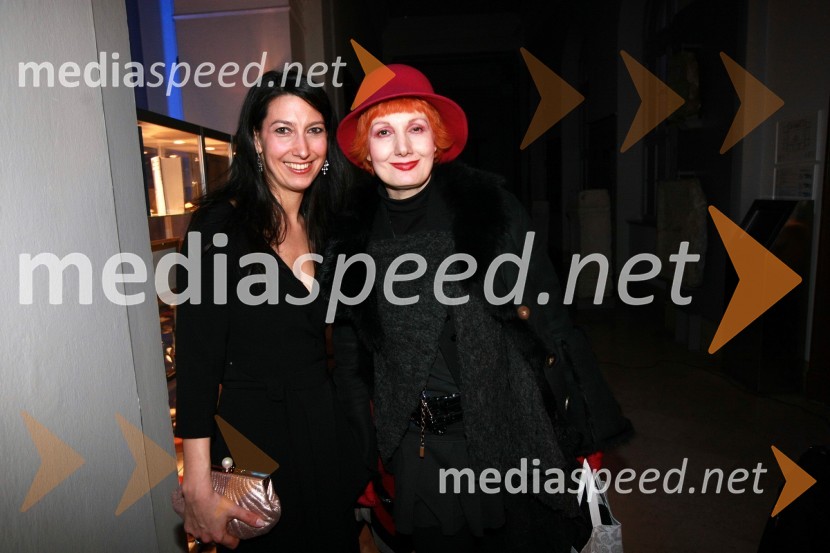 Petra Kancler, urednica revije Obrazi in Josipa Lisac, hrvaška pevkaPredstavitev nove slovenske blagovne znamke Luna