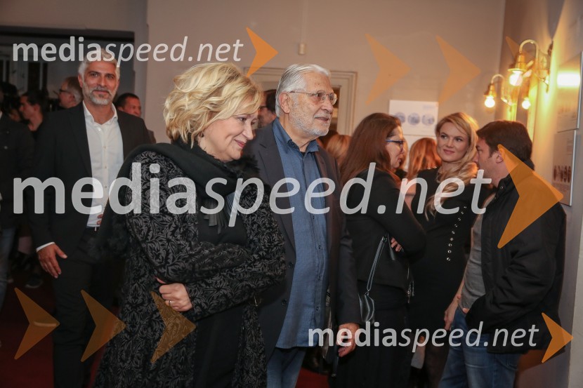  Ksenija Benedetti, šefinja državnega protokola RS;  Boris Cavazza, igralecPrebujanja, premiera filma