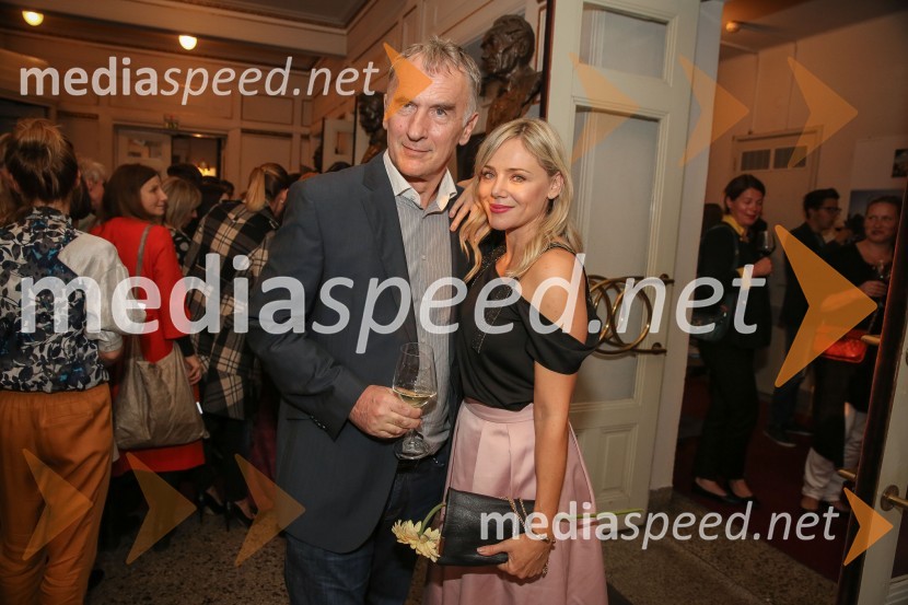  Jonas Žnidaršič, igralec;  Katarina Čas, igralka, voditeljicaPrebujanja, premiera filma