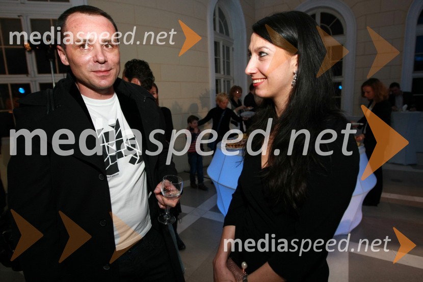 Sašo Radovič, modni urednik in kreativni vodja revije Modna Jana in Gordana Sredojevič Goga, urednica revij Obrazi in EvaPredstavitev nove slovenske blagovne znamke Luna