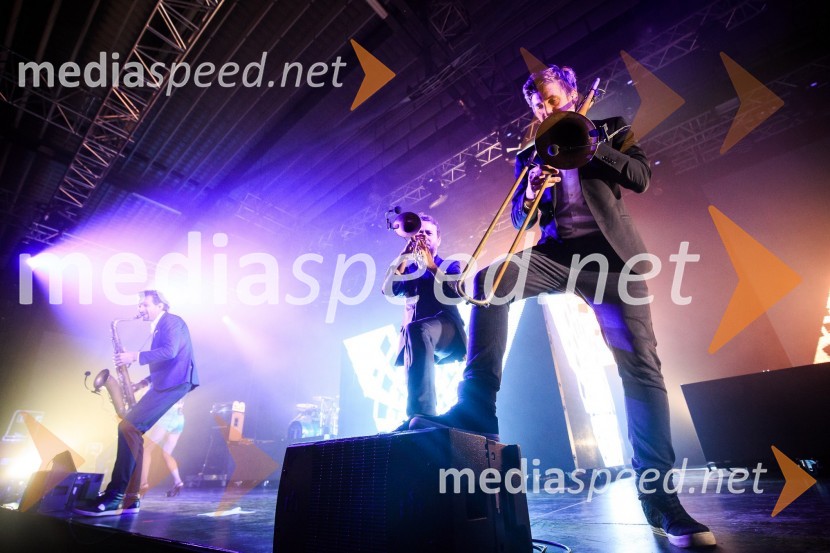  Sebastian Grimus, saksofonist, Parov stelar;  Marc Osterer, trobentač, Parov stelar;  Jakob Mayr, pozavnist, Parov stelarParov Stelar