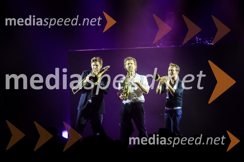  Jakob Mayr, pozavnist, Parov stelar;  Sebastian Grimus, saksofonist, Parov stelar;  Marc Osterer, trobentač, Parov stelarParov Stelar
