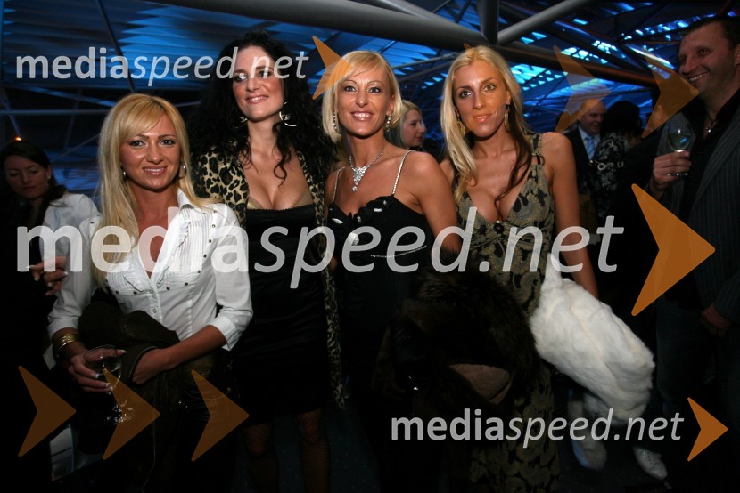 ..., Katja Šilec, manekenka, Darja Lampret in ...Modni dogodek Fashion show 2008 Optike Auer v Porsche Ptujska cesta Maribor