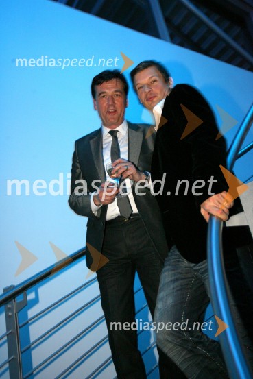 Bojan Auer, lastnik Optike Auer in Jurij Bradač, manekenModni dogodek Fashion show 2008 Optike Auer v Porsche Ptujska cesta Maribor