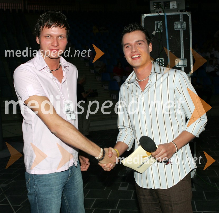 Robert Roškar, moderator na Radiu Aktual in voditelj polfinalnih večerov MMS ter Andrej Mernik, voditelj na Net Tv in voditelj polfinalnih večerov MMSMelodije morja in sonca
