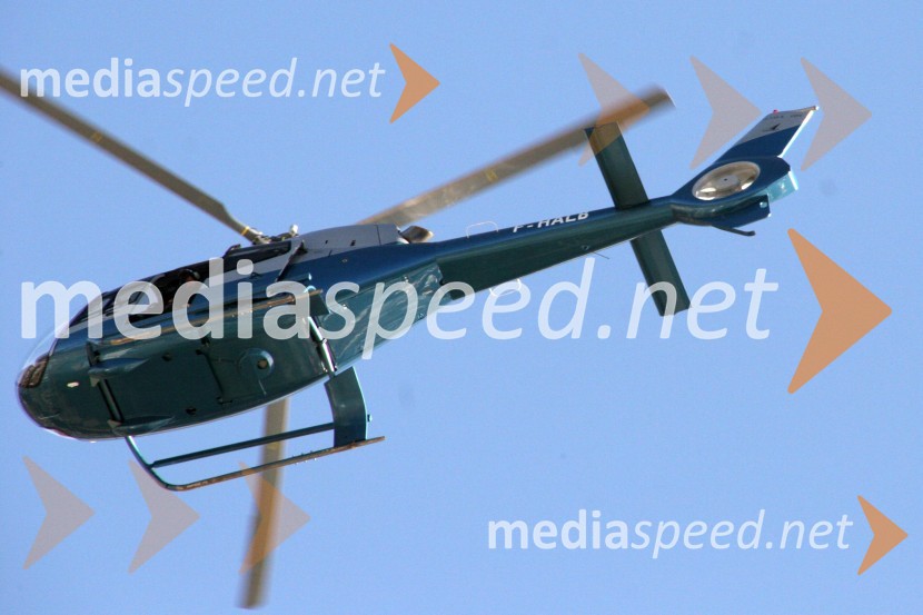 Helikopter s snemalcemMOTOKROS, Pokal narodov 2005 - dirka, Ernee, Francija