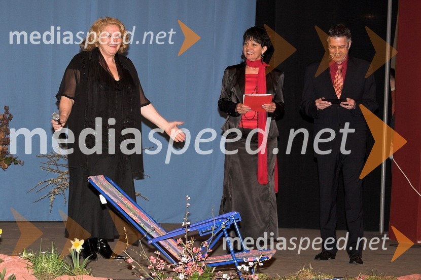 Elda Viler, pevka, Silva Vrbnjak, moderatorka na radiu Maxi in Branko Hrga, moderator na radiu MaxiProslava ob materinskem dnevu v Ljutomeru