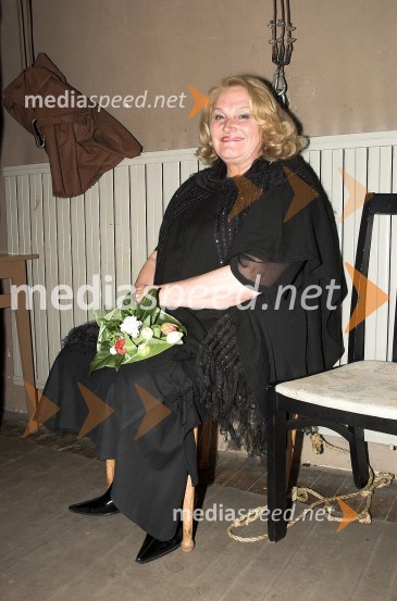 Elda Viler, pevkaProslava ob materinskem dnevu v Ljutomeru