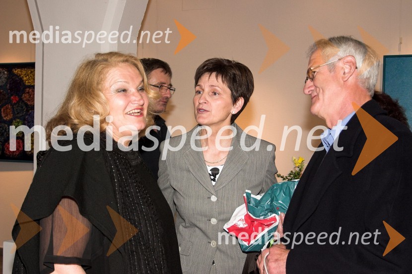 Elda Vilar, pevka, Marija Pušenjak, direktorica Vrtca Ljutomer in njen mož MilanProslava ob materinskem dnevu v Ljutomeru
