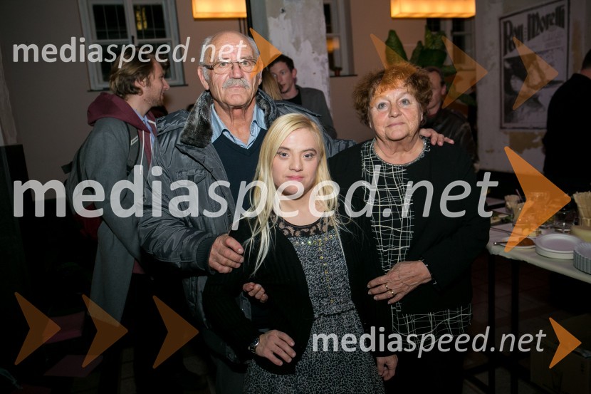  Jože Pirnat;  Eva Pirnat;  Vanja PirnatSlovenska popevka, premiera gledališkega koncerta