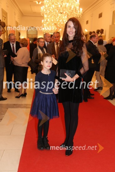  ... ;  Tina Vajzovič, manekenkaSilfida, premiera baleta