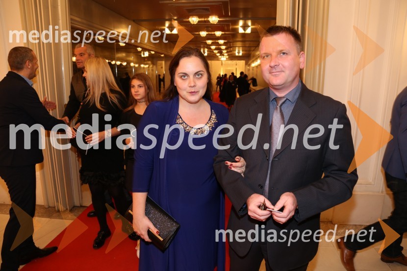  Urška Šitum Rečnik, zobozdravnica; dr. Simon Rečnik, direktor Leka v LendaviSilfida, premiera baleta