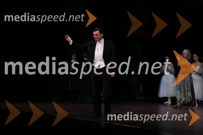  Simon Robinson, dirigentSilfida, premiera baleta