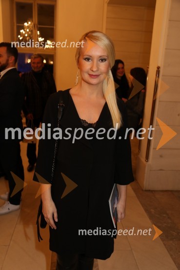  Tina Šrot, novinarka uredništva oddaj o kulturi na TVSSilfida, premiera baleta