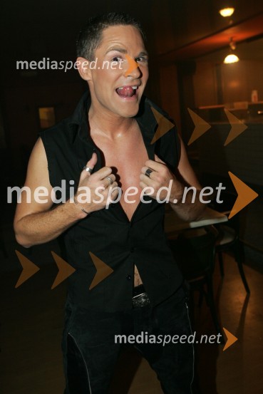 Pevec SebastianPeta noč, snemanje oddaje televizije Net TV Maribor