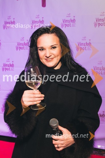  Alenka Gotar, operna pevkaŽupanov VIP sprejem na Vinski poti