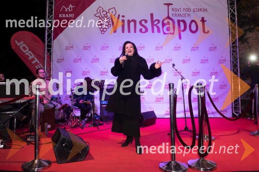  Alenka Gotar, operna pevkaŽupanov VIP sprejem na Vinski poti