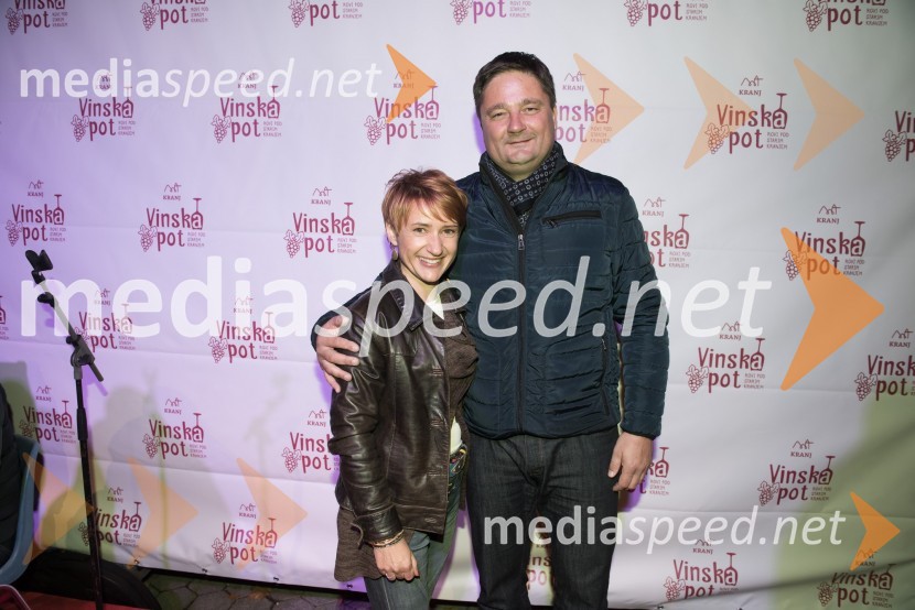  Simona Stollecker, MOK;  Boštjan Trilar, župan mestne občine KranjŽupanov VIP sprejem na Vinski poti