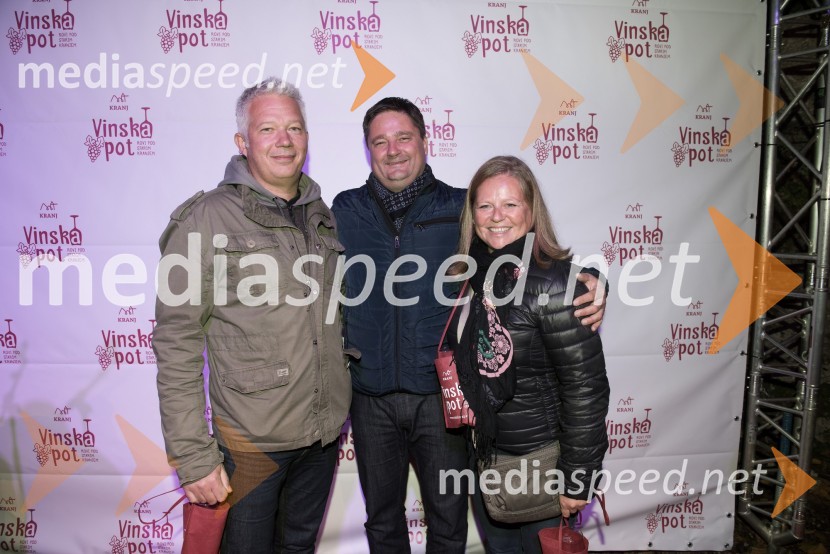  Jure Vizovišek, Dspot;  Boštjan Trilar, župan mestne občine Kranj;  Ana Vizovišek, MOKŽupanov VIP sprejem na Vinski poti