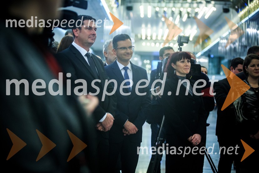  ... ;  Marjan  Šarec,  župan občine Kamnik;  ... Borut Pahor ostaja predsednik Republike Slovenije