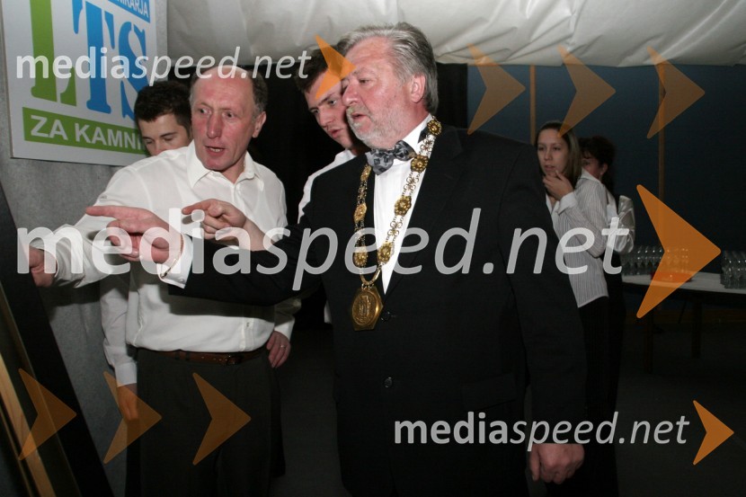 Tone Smolnikar, župan KamnikaŽupanov dobrodelni ples 2008