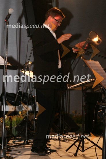 Tomaž Zlobko, dirigent Zlobko Big BandaŽupanov dobrodelni ples 2008