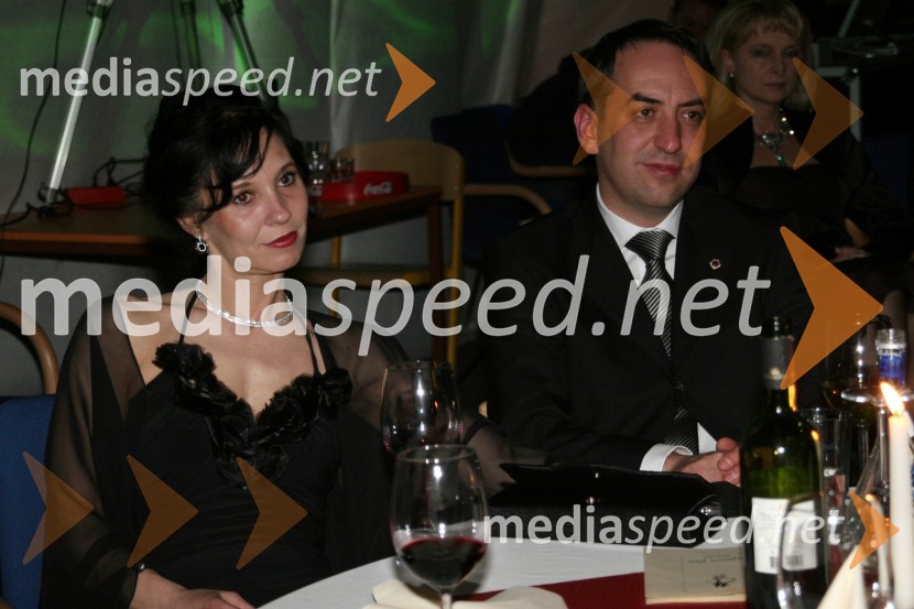 Brane Golubovič, podžupan Kamnika s soprogoŽupanov dobrodelni ples 2008