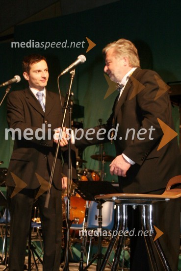 Marjan Šarec, igralec in Tone Smolnikar, župan KamnikaŽupanov dobrodelni ples 2008
