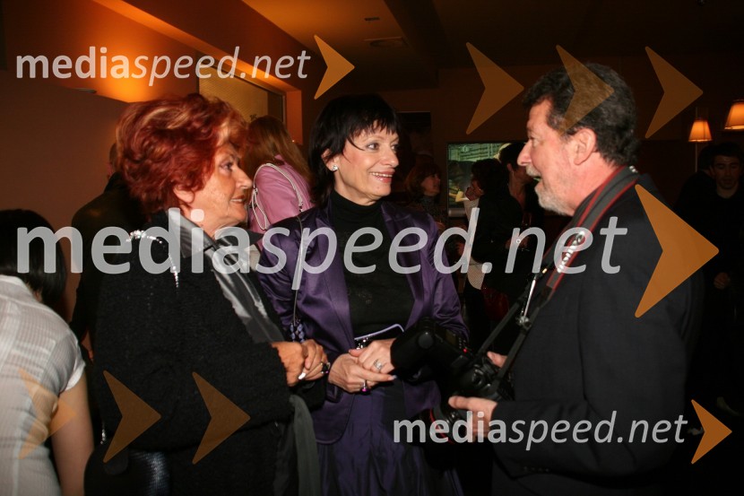 Bernarda Jeklin, nekdanja urednica Jane in Manca Košir, publicistka in Stane Jerko, fotograf1. vseslovensko srečanje manekenk in manekenov vseh generacij