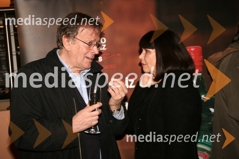 ... in Nina Gazibara, nekdanja manekenka1. vseslovensko srečanje manekenk in manekenov vseh generacij