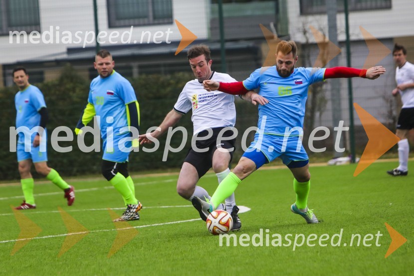  ... ;  Gregor Leber Vračko,  nogometaš Vinske reprezentance Slovenije Vinska reprezentanca Slovenije proti reprezentanci Nemčije, prijateljska nogometna tekma