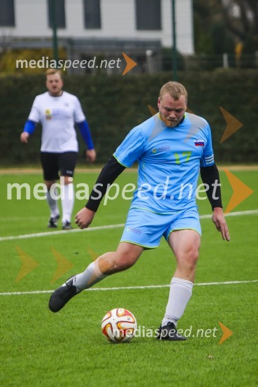  Tomaž Ščurek, vina Ščurek, nogometaš Vinske reprezentance Slovenije Vinska reprezentanca Slovenije proti reprezentanci Nemčije, prijateljska nogometna tekma