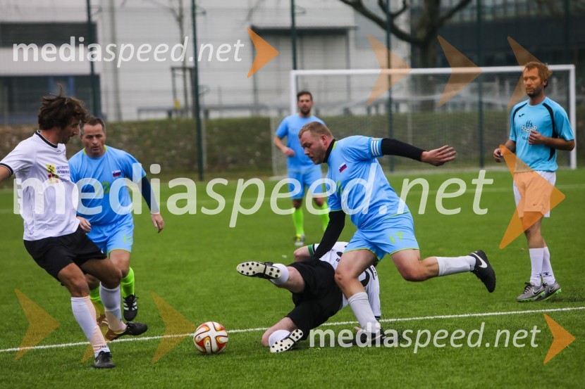  Tomaž Ščurek, vina Ščurek, nogometaš Vinske reprezentance Slovenije Vinska reprezentanca Slovenije proti reprezentanci Nemčije, prijateljska nogometna tekma