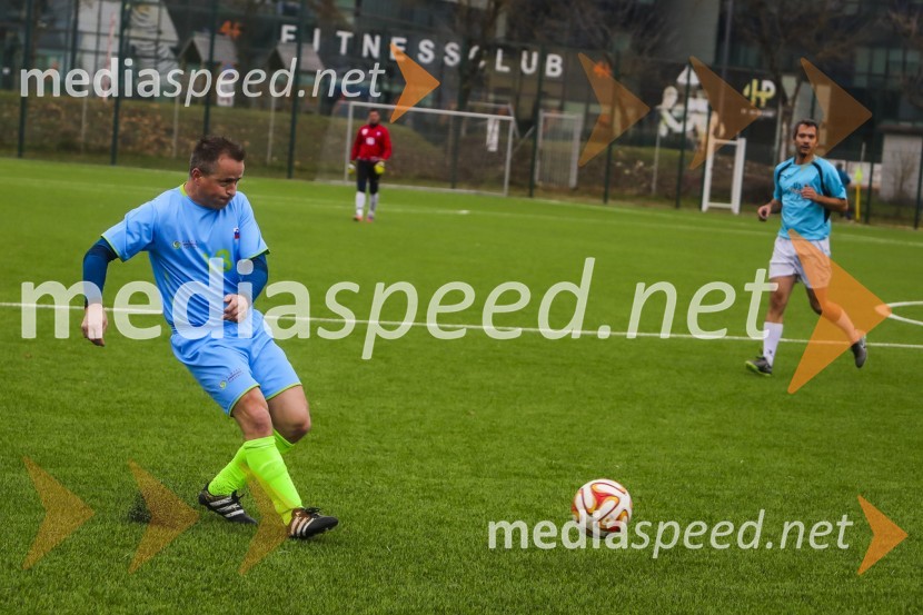  Matej Hlebec, vinogradništvo HlebecVinska reprezentanca Slovenije proti reprezentanci Nemčije, prijateljska nogometna tekma