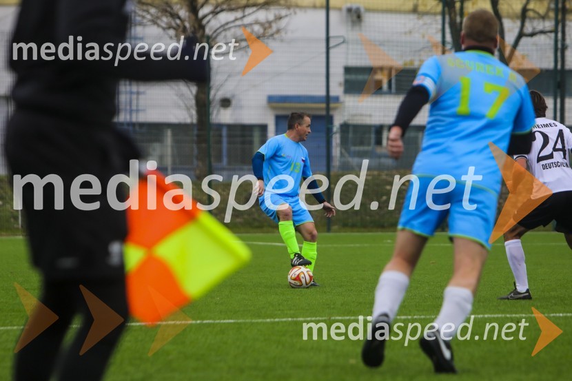  Matej Hlebec, vinogradništvo HlebecVinska reprezentanca Slovenije proti reprezentanci Nemčije, prijateljska nogometna tekma